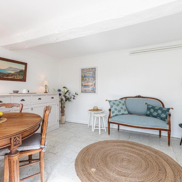 4 people, Provençal villa with pool - Maison 2 Chambres - 22