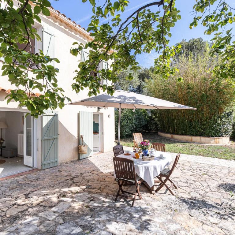 4 people, Provençal villa with pool - Maison 2 Chambres - 30