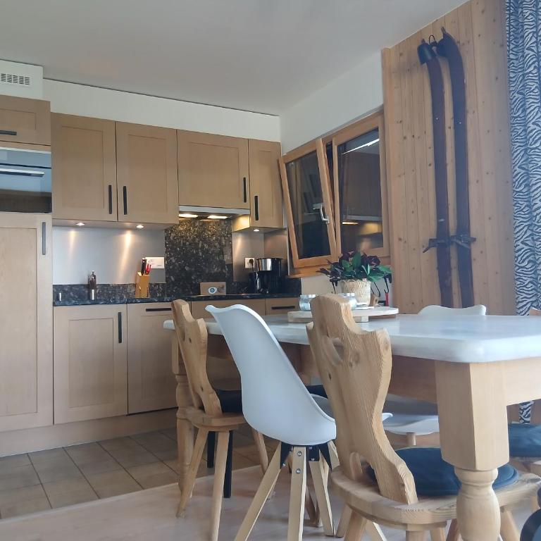 Gentianes G 001 - COSY apartment 6 pers - Appartement avec Vue sur la Montagne - 3