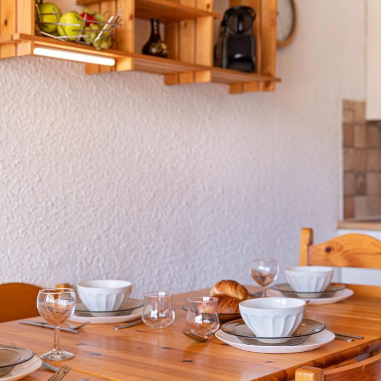 Residence Les Eterlous, Ski In-Out with WiFi in Val Thorens, "V4" by Versant Collection - Appartement - 9