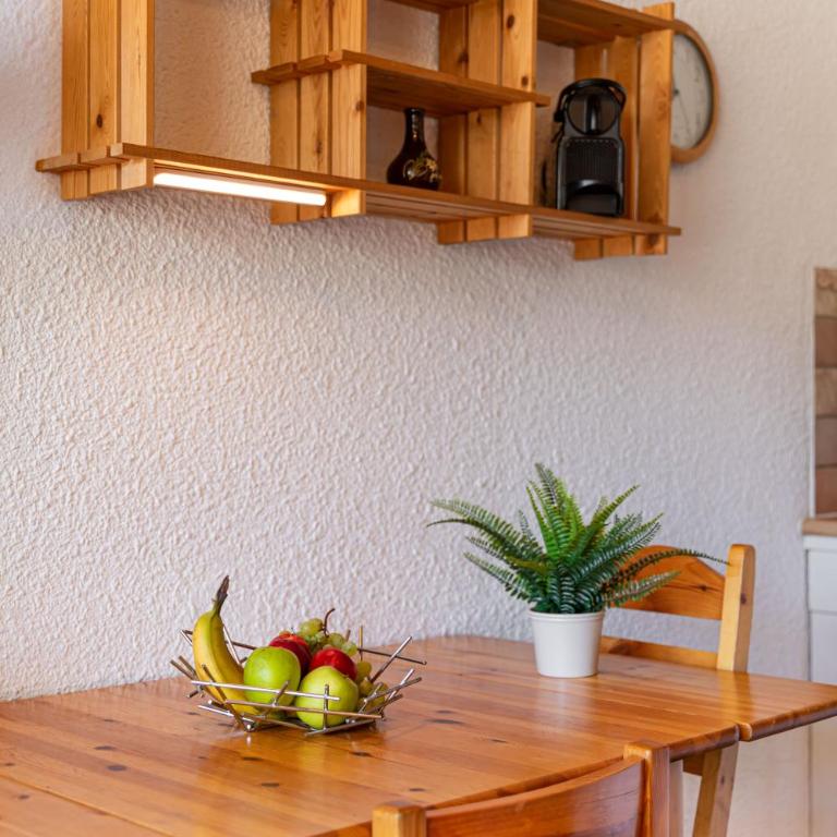 Residence Les Eterlous, Ski In-Out with WiFi in Val Thorens, "V4" by Versant Collection - Appartement - 10