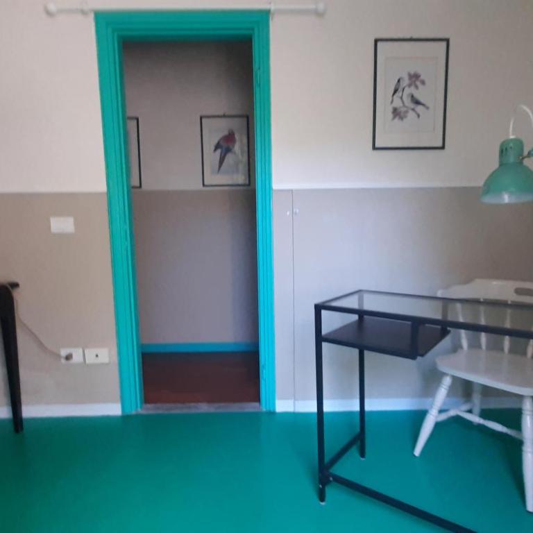 Florence, apartment with courtyard 3km from central station Z - Two-Bedroom Apartment - 13