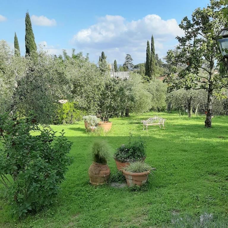 Florence, apartment with courtyard 3km from central station Z - Two-Bedroom Apartment - 4