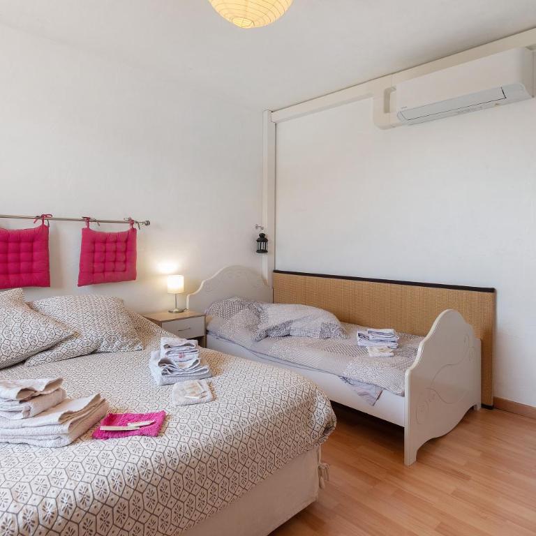 Chambres D'hôtes Des Oliviers - Dreibettzimmer mit Dusche - 7
