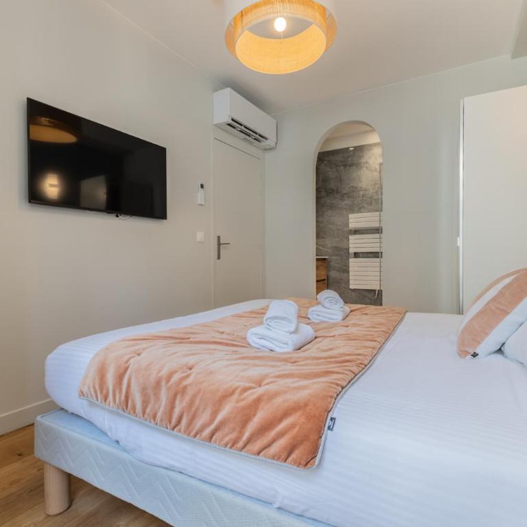 Appartements 3 Chambres de luxe 6 personnes, Centre Ville, Clim, Ascenseur - Premium Apartment mit 3 Schlafzimmern - 17