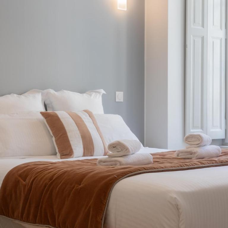 Appartements 3 Chambres de luxe 6 personnes, Centre Ville, Clim, Ascenseur - Premium Apartment mit 3 Schlafzimmern - 5