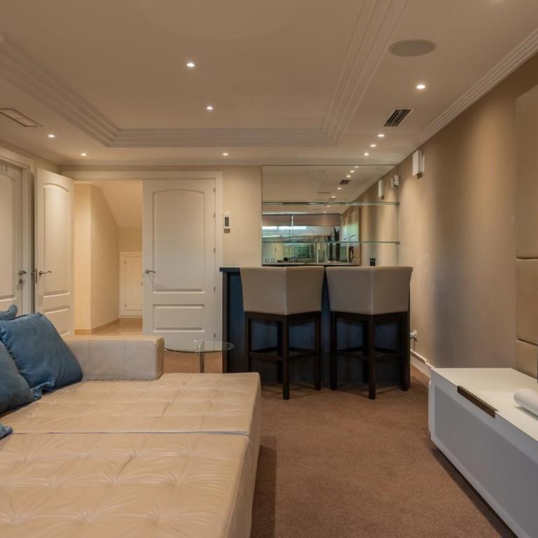 SPCRM5587 - Elegant Luxury Villa with Private Pool, Gym, Stunning Outdoor Space - Villa de 1 dormitorio - 35