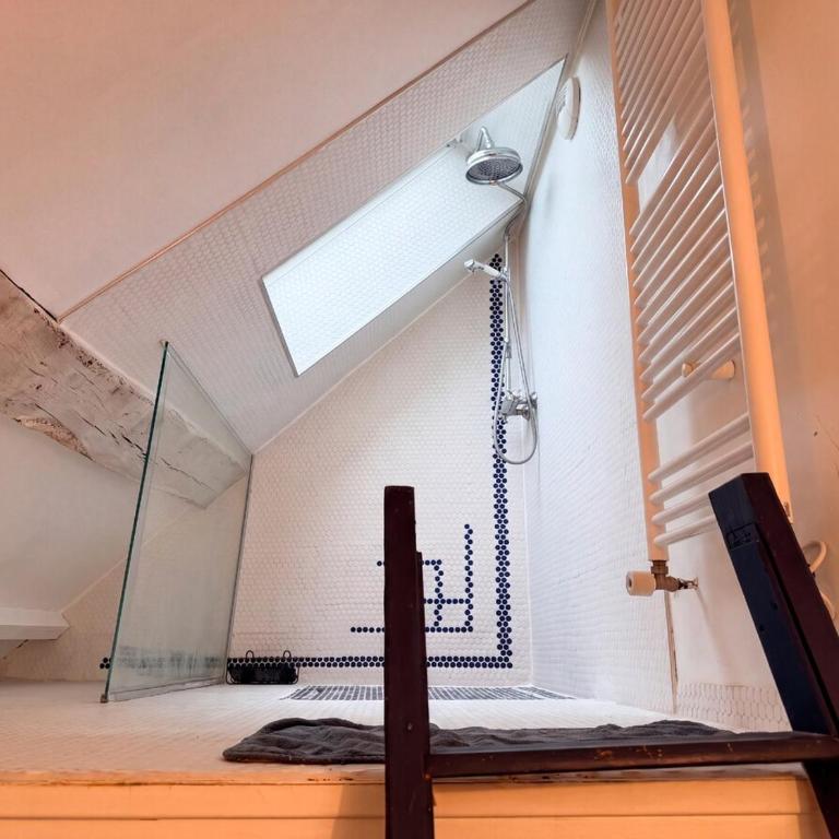 Maison de charme avec terrasse, Hypercentre Caen - Appartement 1 Chambre - 7