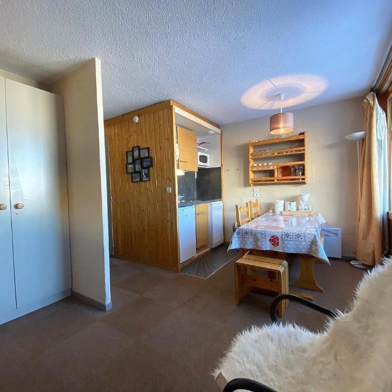 Résidence Orsiere - VAL THORENS location: appartement aux pieds des pistes, petite résidence (ORSIERE) MAE-9069 - Appartamento - 10