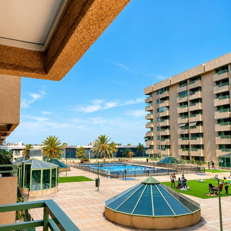 Patacona Beach Apartment Pool, Terrace, Wi-Fi - Apartment mit 3 Schlafzimmern - 2