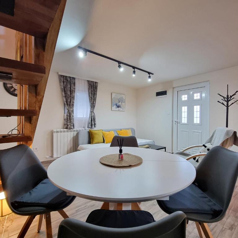 Apartmani Gala Žabljak - One-Bedroom Apartment - 14