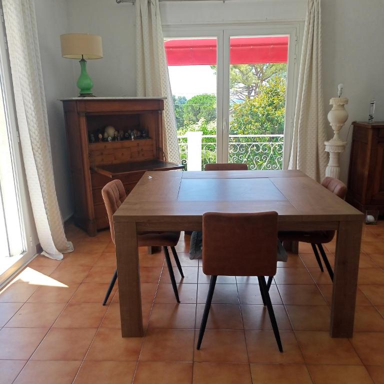 Très jolie villa à Vence - Villa avec Piscine Privée - 24
