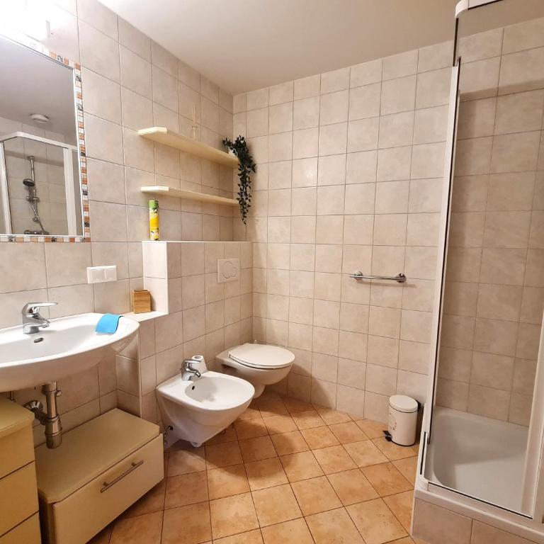 Haus Claudia by Globalimmoservice - Deluxe Apartment mit Balkon und 2 Schlafzimmern - 15