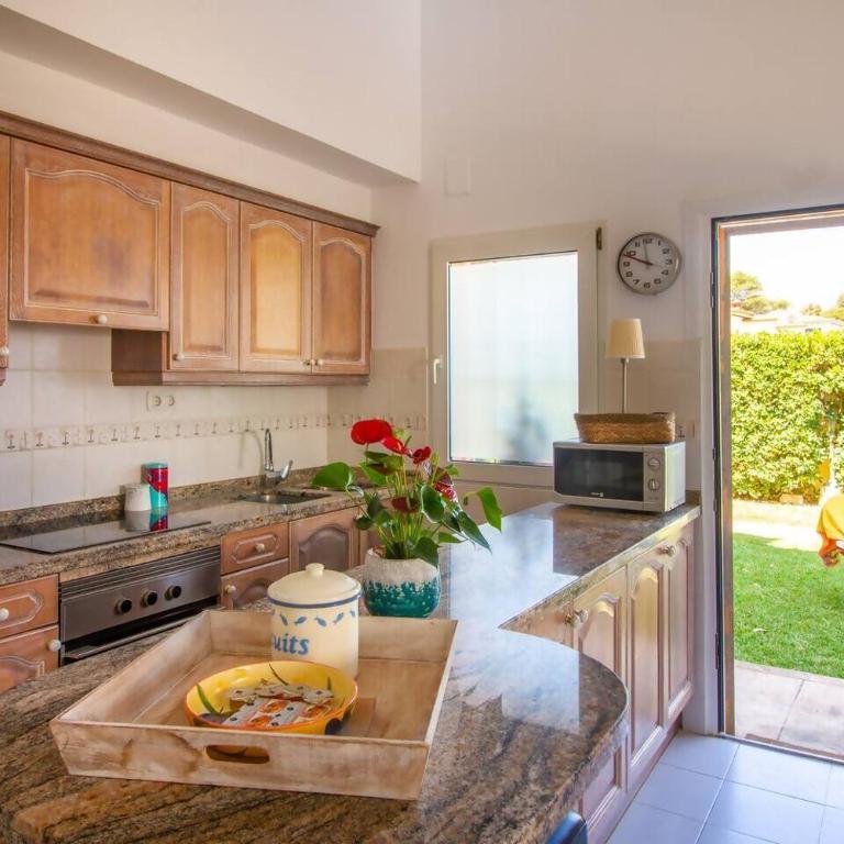 Son de Mar. Único - Three-Bedroom House - 20