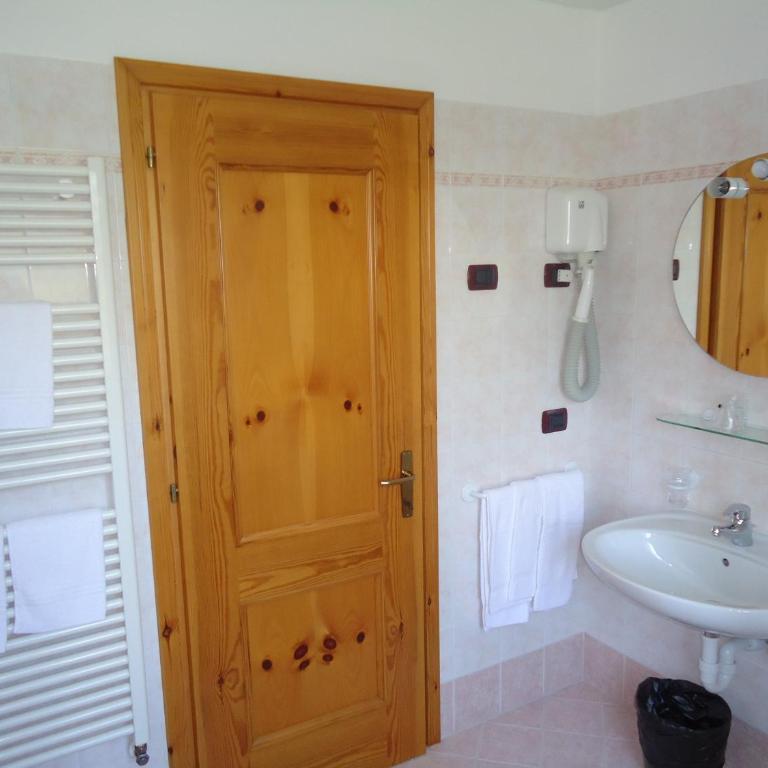 Hotel Pensione Dolomiti - Camera Tripla - 2