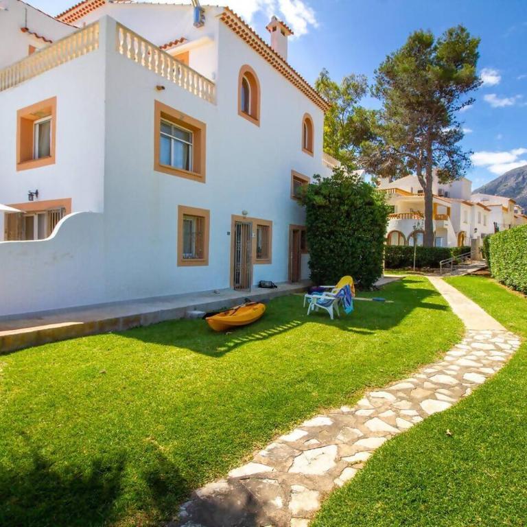Son de Mar. Único - Three-Bedroom House - 22