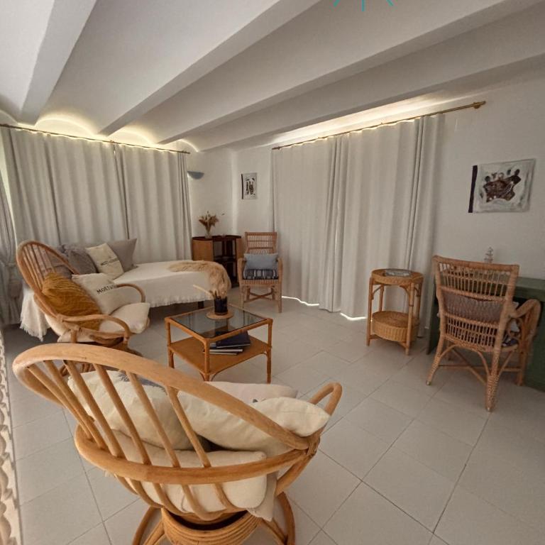 Son de Mar. Único - Three-Bedroom House - 30