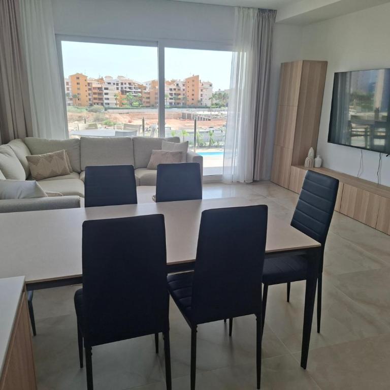 Casas Holiday - Punta Prima - Three-Bedroom Apartment - 34