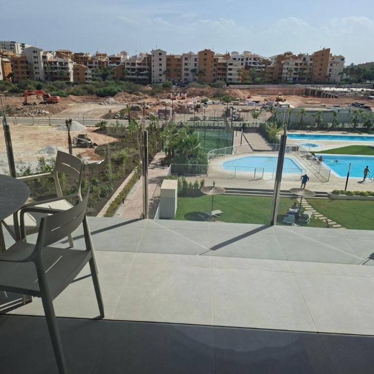 Casas Holiday - Punta Prima - Three-Bedroom Apartment - 37