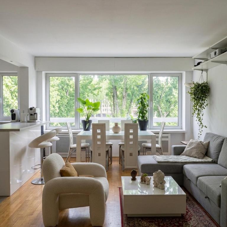 Live like a Parisian view - One-Bedroom Apartment - 2