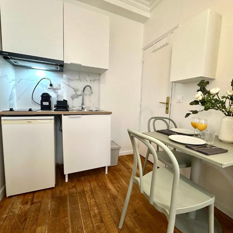 New 115 Suite Leon - Cosy Apartment Paris Center - Appartement - 12