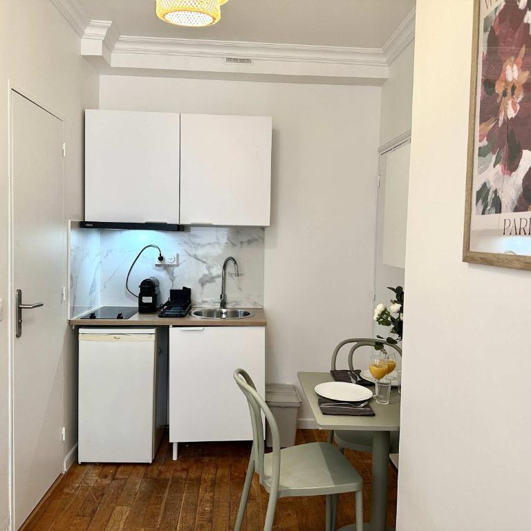 New 115 Suite Leon - Cosy Apartment Paris Center - Appartement - 14