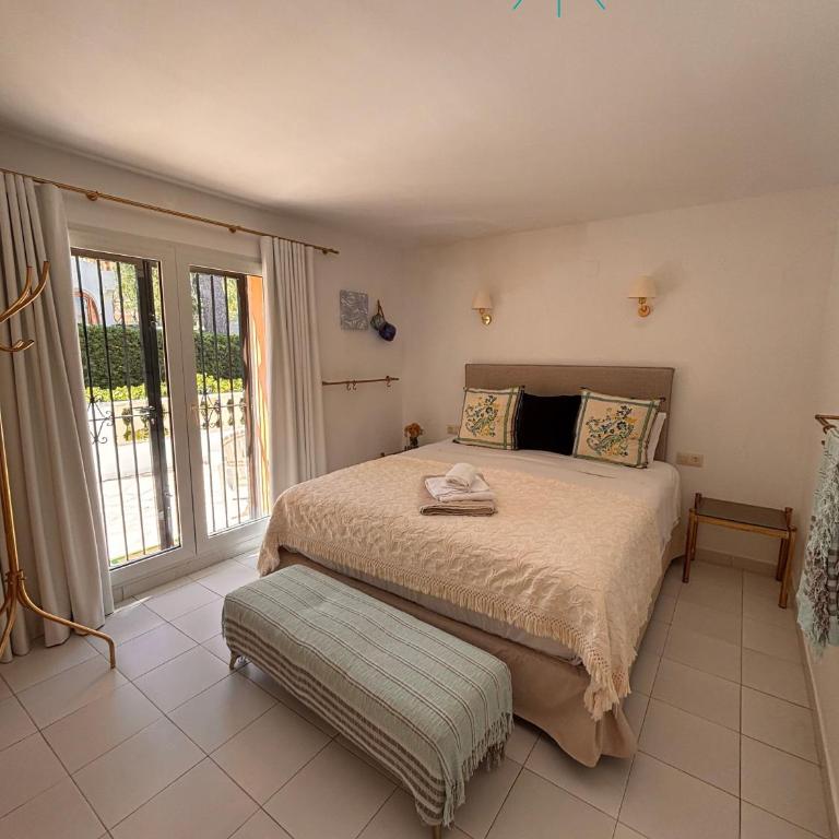 Son de Mar. Único - Three-Bedroom House - 34