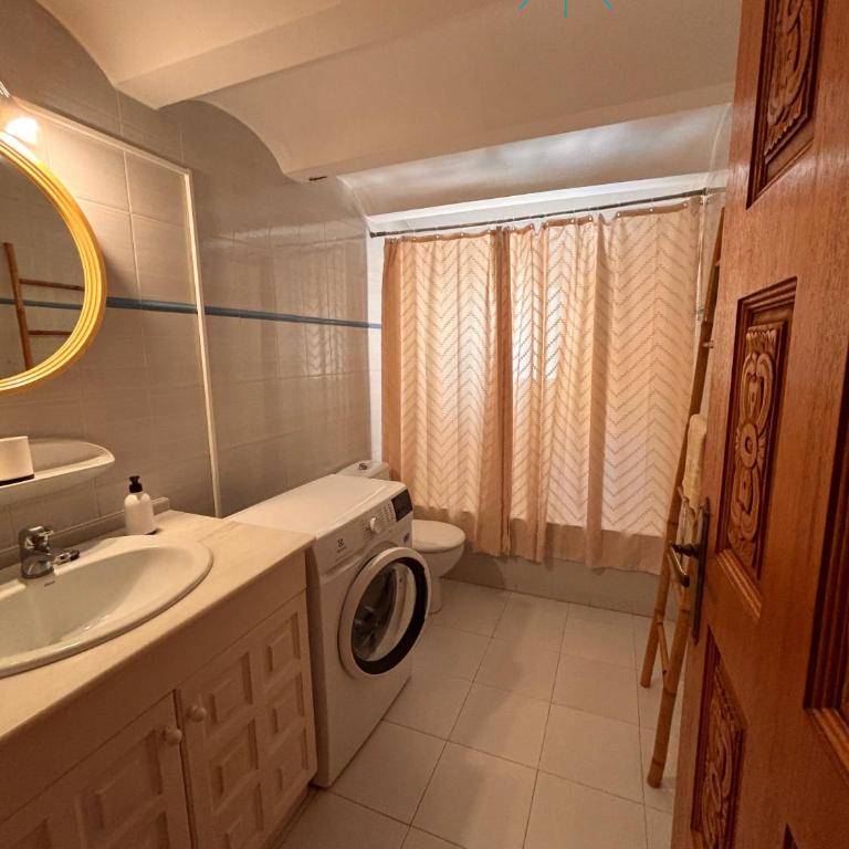 Son de Mar. Único - Three-Bedroom House - 35