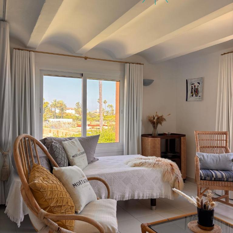 Son de Mar. Único - Three-Bedroom House - 41
