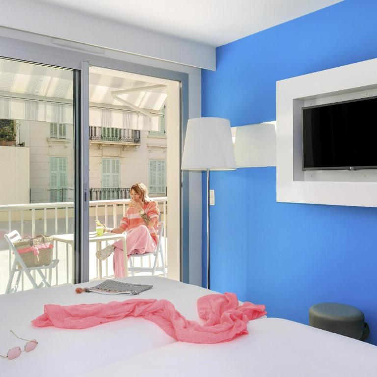 Ibis Styles Menton Centre - Chambre Lits Jumeaux Standard avec Balcon - 1