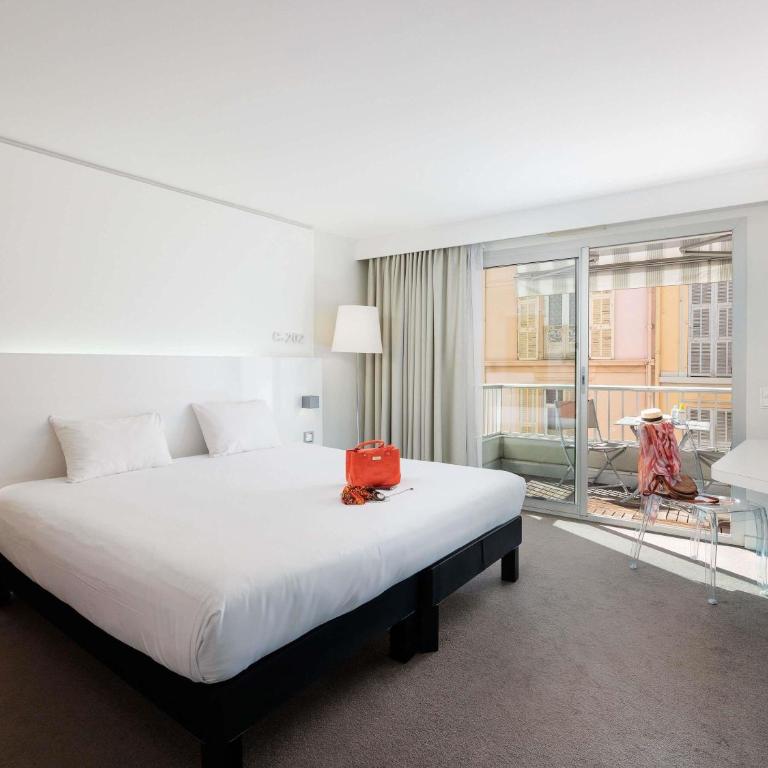 Ibis Styles Menton Centre - Chambre Double Supérieure avec Balcon - 3