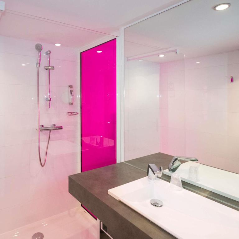 Ibis Styles Menton Centre - Chambre Double Supérieure avec Balcon - 6