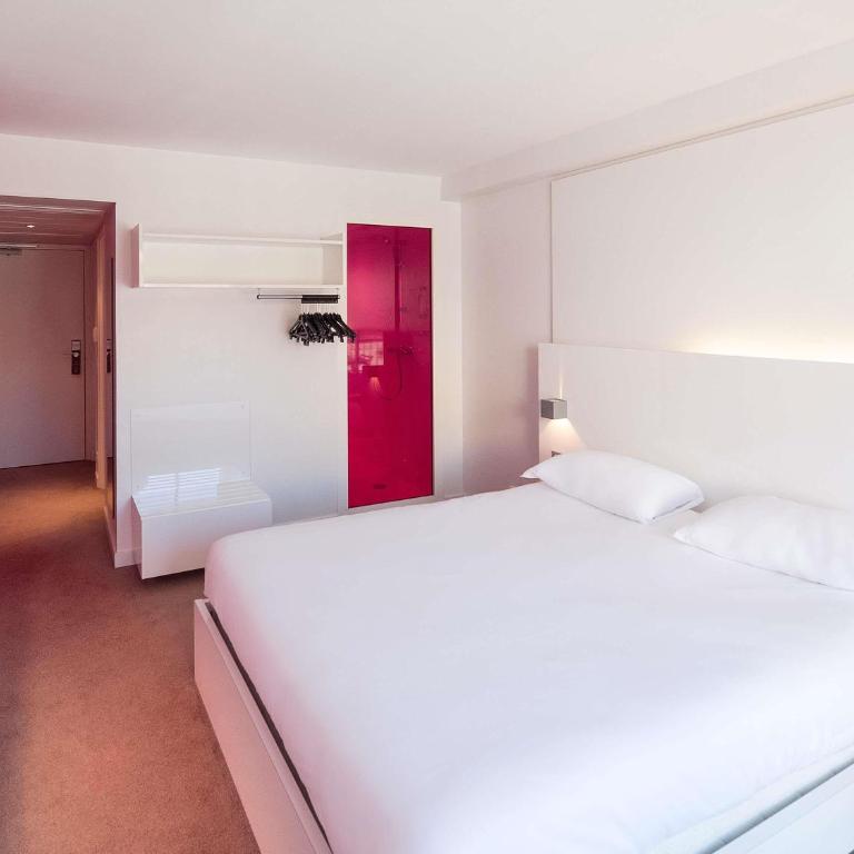 Ibis Styles Menton Centre - Chambre Double Supérieure avec Balcon - 8