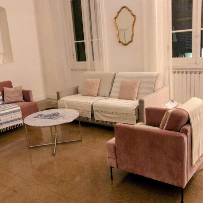 Grandmas 5 terre - Three-Bedroom House - 1