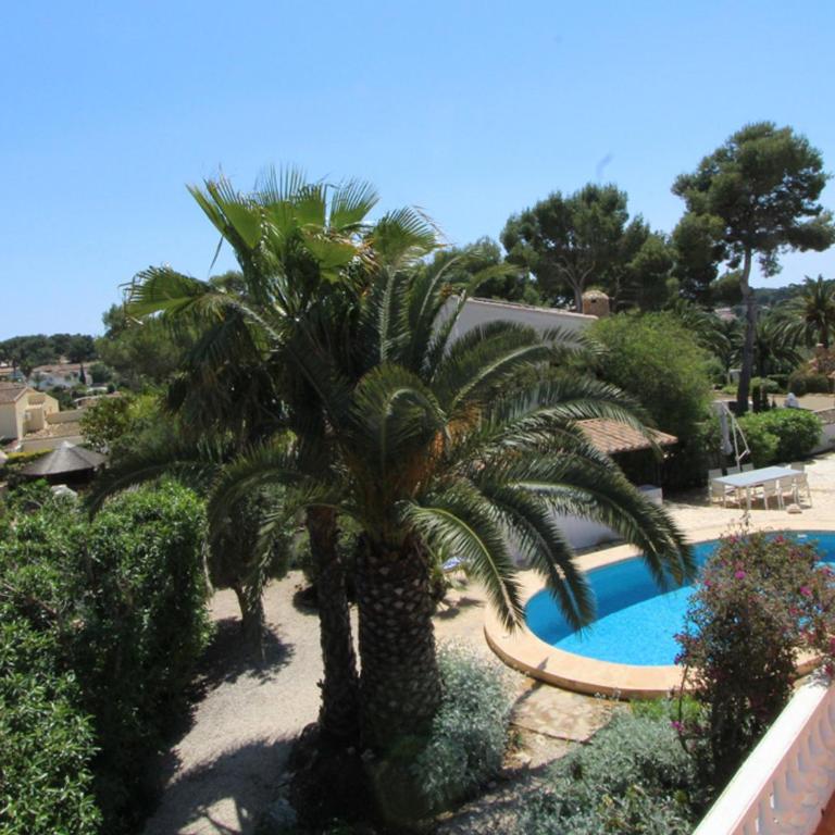 Maravillosa villa en Moraira con piscina privada y jardín, cercana a la playa, ideal para familias - HISP-216-207 - Villa - 11