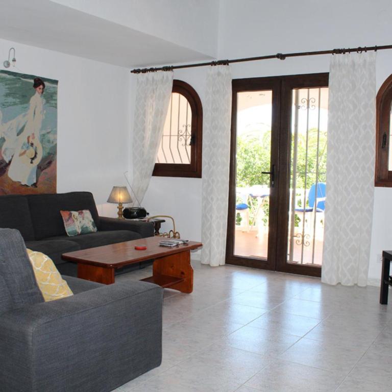 Maravillosa villa en Moraira con piscina privada y jardín, cercana a la playa, ideal para familias - HISP-216-207 - Villa - 19
