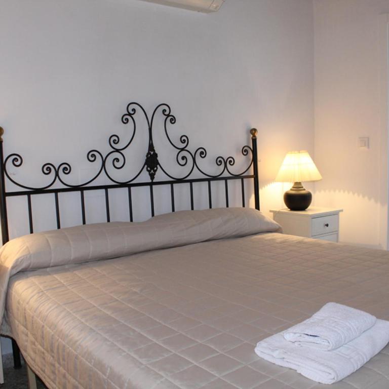 Maravillosa villa en Moraira con piscina privada y jardín, cercana a la playa, ideal para familias - HISP-216-207 - Villa - 21