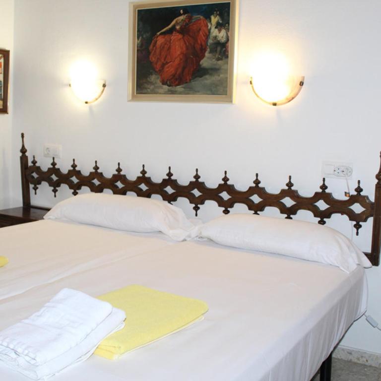Maravillosa villa en Moraira con piscina privada y jardín, cercana a la playa, ideal para familias - HISP-216-207 - Villa - 24