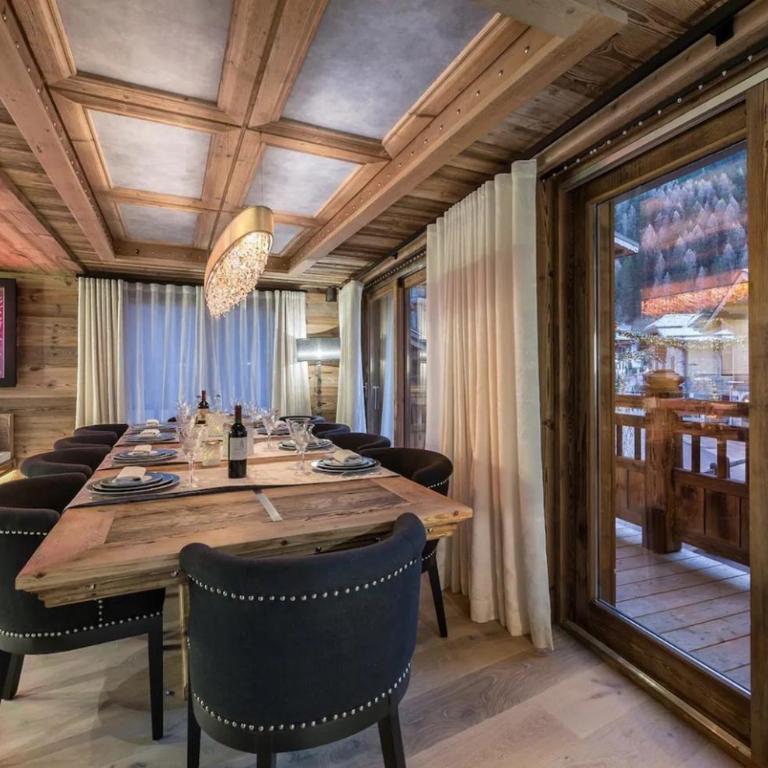 Luxury Chalet with Timeless Elegance in Courchevel - Chalet - 7