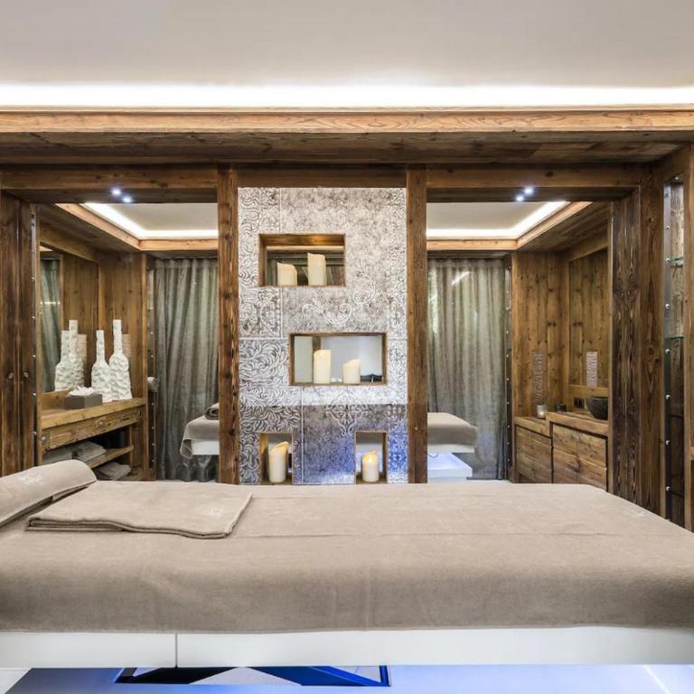 Luxury Chalet with Timeless Elegance in Courchevel - Chalet - 30