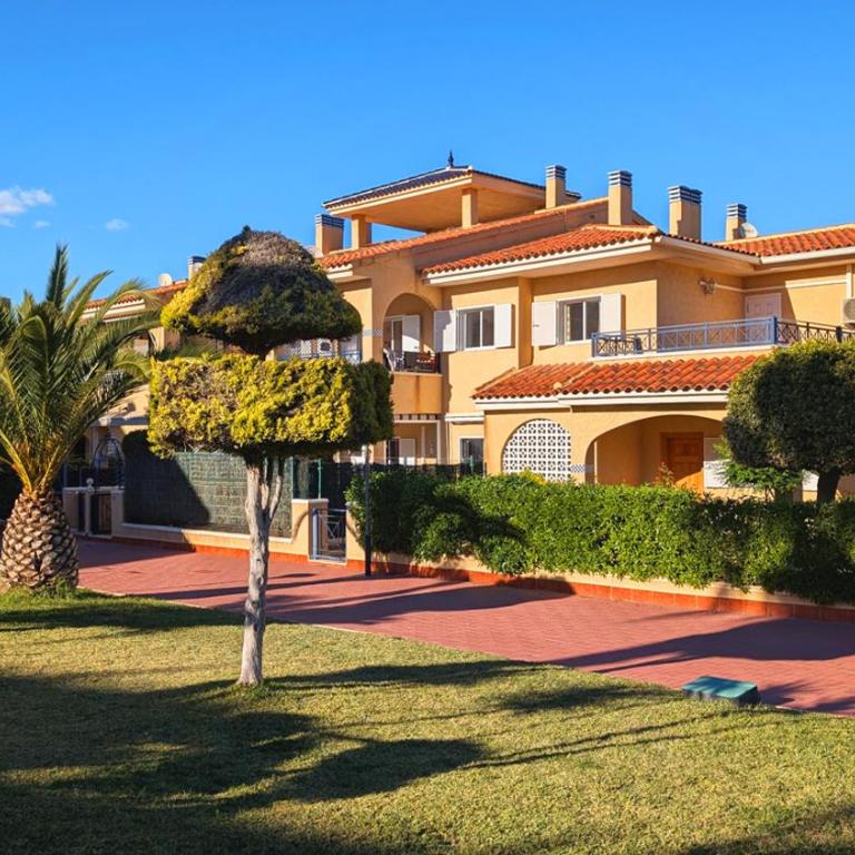 Enorme Terraza y Piscina "Los Leones" - Apartamento de 2 dormitorios - 14