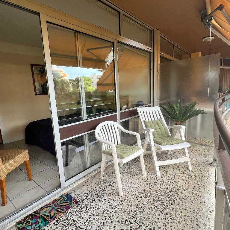 Nice Côte d'Azur Pool & Beach - Appartement 2 Chambres - 4