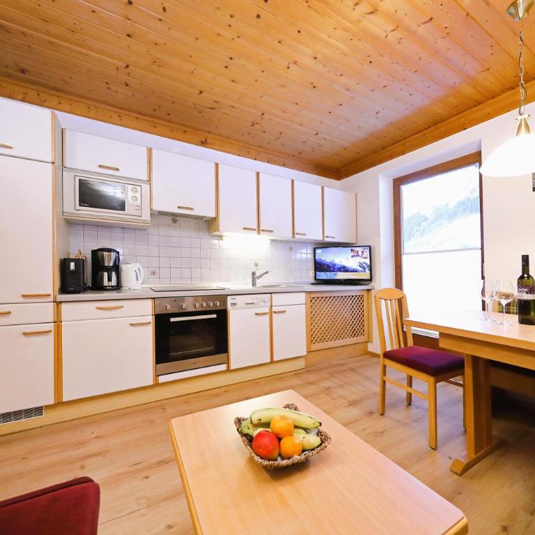 Ferienwohnung/Apartment Erna Prommegger - Apartment mit Balkon - 8