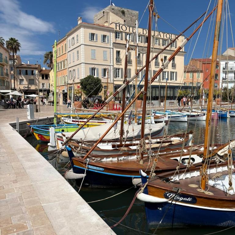 Le Corail, Terrasse, parking privé, plage à 5min - Appartement 2 Chambres - 25