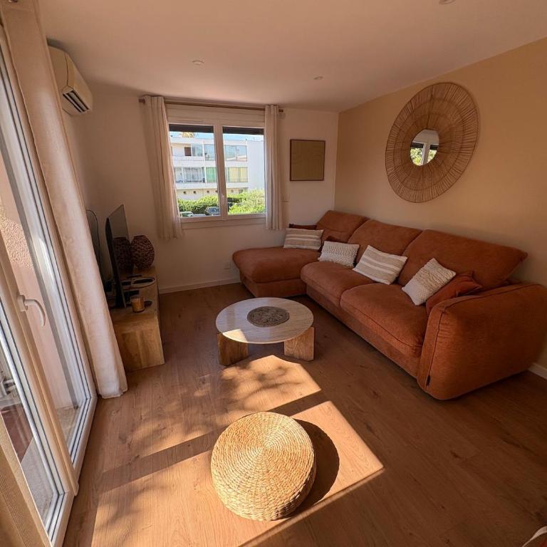 Le Corail, Terrasse, parking privé, plage à 5min - Appartement 2 Chambres - 8