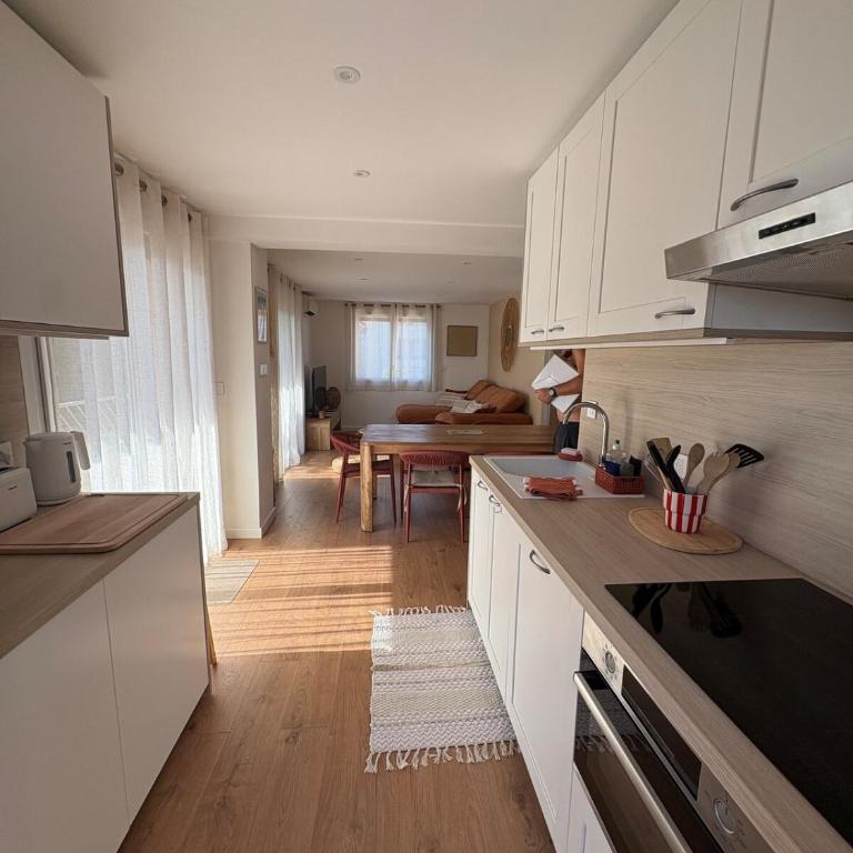Le Corail, Terrasse, parking privé, plage à 5min - Appartement 2 Chambres - 16