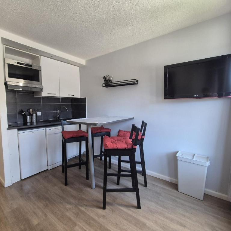 Résidence Hauts De Chaviere - HAUTS DE CHAVIERE STUDIO 23M² 4PERS PLACE SLALOM DECO MODERNE MAE-7772 - Monolocale - 2