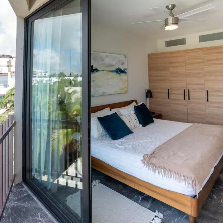 Beachfront Condo Roof Pool 5th Ave 2 Blocks Gym - 3BR Oceanview Rooftop Pool & Balcony - 14