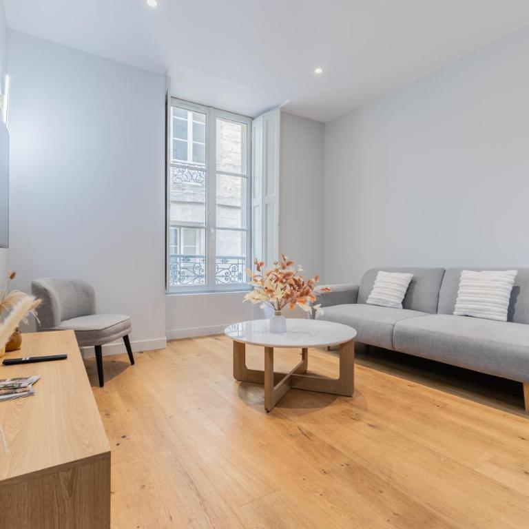 Appartements 3 Chambres de luxe 6 personnes, Centre Ville, Clim, Ascenseur - Premium Apartment mit 3 Schlafzimmern - 18
