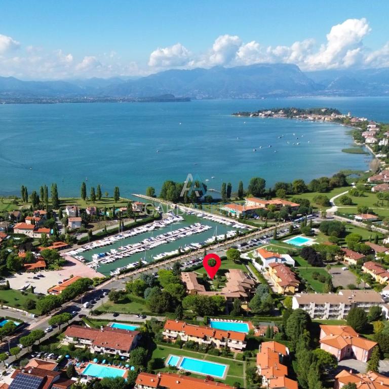 Golden Lake - Piscina a due passi dal lago - Appartamento con 2 Camere da Letto - 30